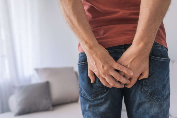 symptoms of hemorrhoids 1.jpg